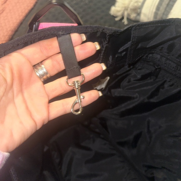 Roxy luggage travel overnite weekend bag - Picture 10 of 10